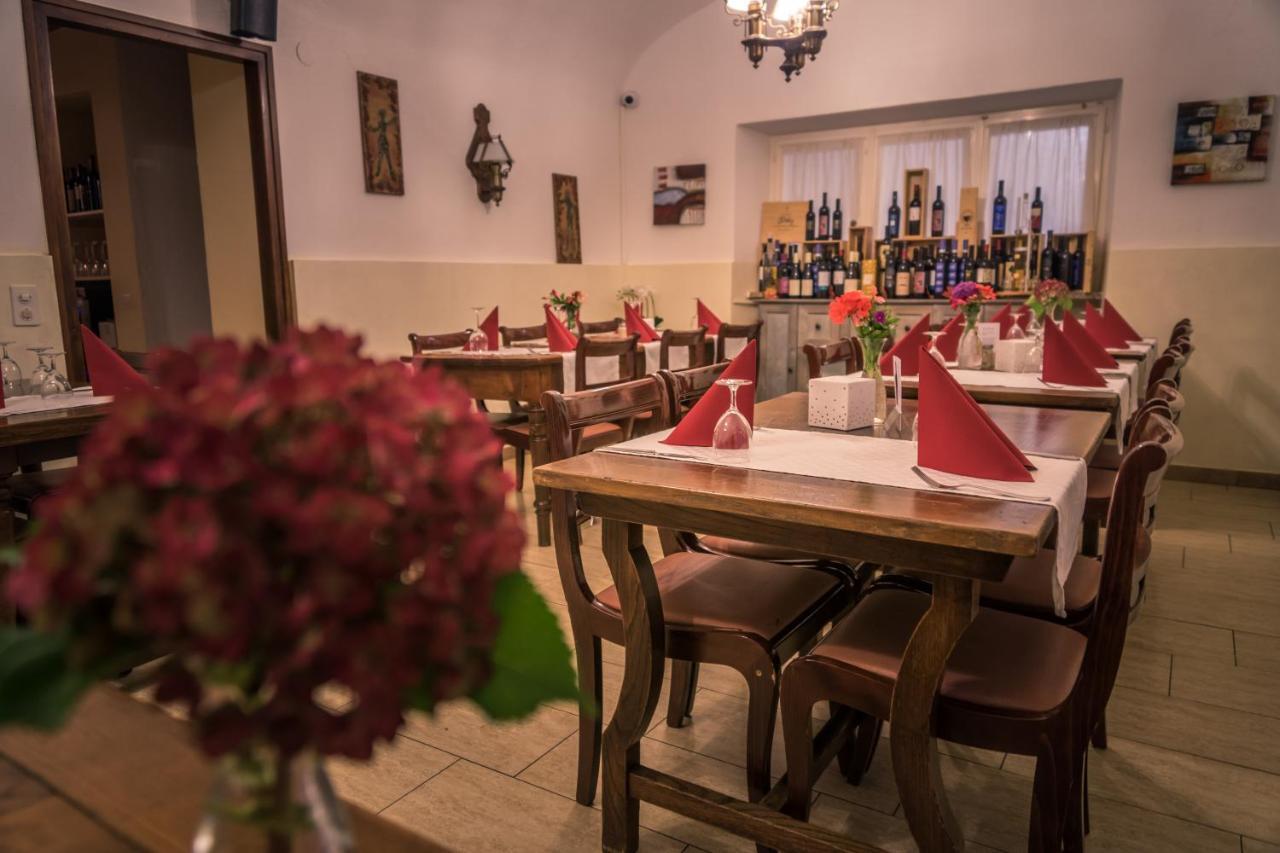 Ristorante Del Ponte Bed & Breakfast Cugnasco Екстериор снимка